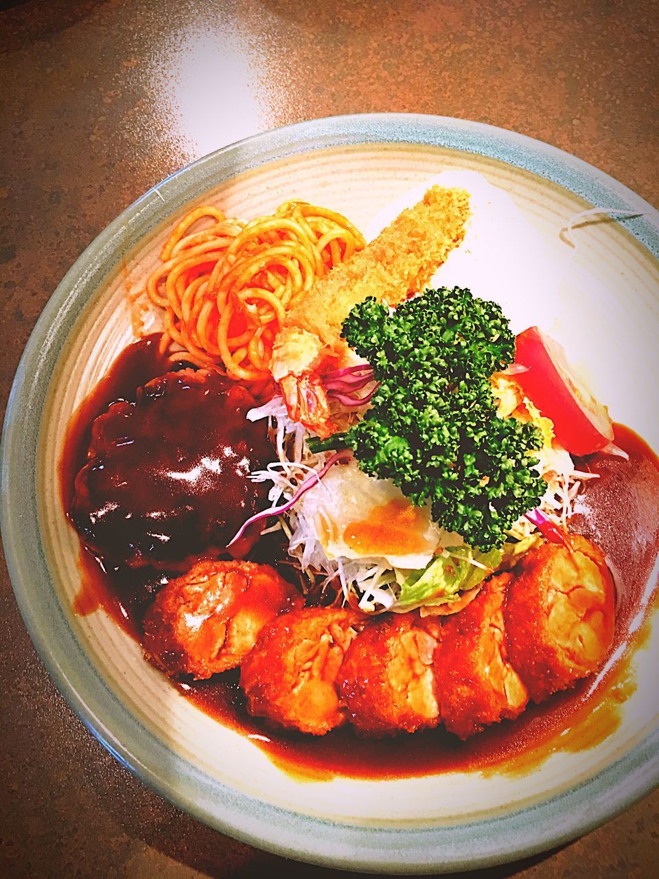 CLOSE-UP OF FOOD SERVED IN PLATE