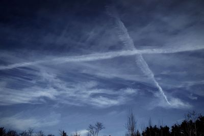 Low angle view of vapor trail in sky