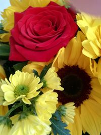 Close-up of rose bouquet