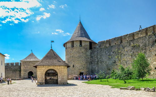 Khotyn, ukraine 11.07.2021. khotyn fortress in chernivtsi region of ukraine on a sunny summer day