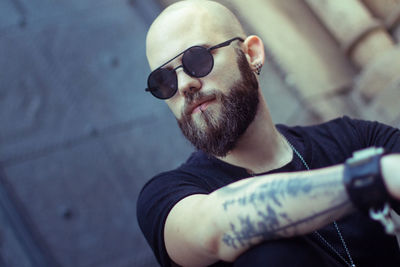 Portrait of young man wearing sunglasses