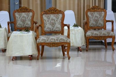 Empty chairs and tables at home