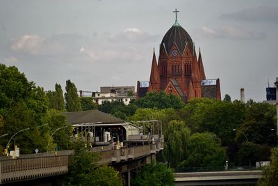 View of temple building against sky