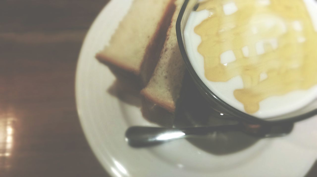 Honey yoghurt