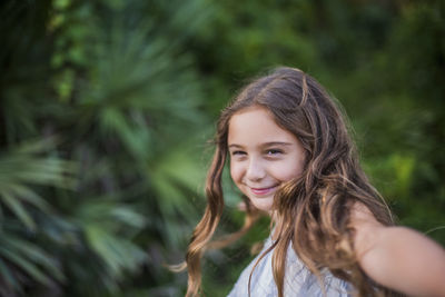 Lifestyle portrait of young girl