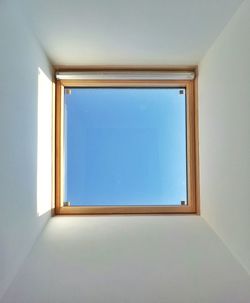 Directly below shot of skylight