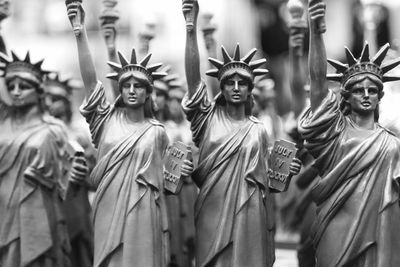 Statue of liberty souvenirs on sale at market stall