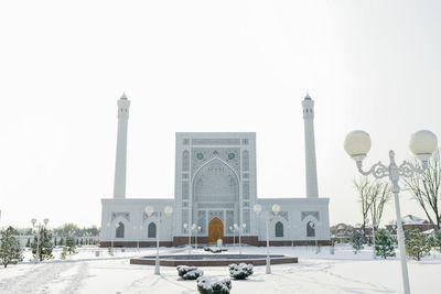 Tashkent, uzbekistan. december 2020. white mosque minor