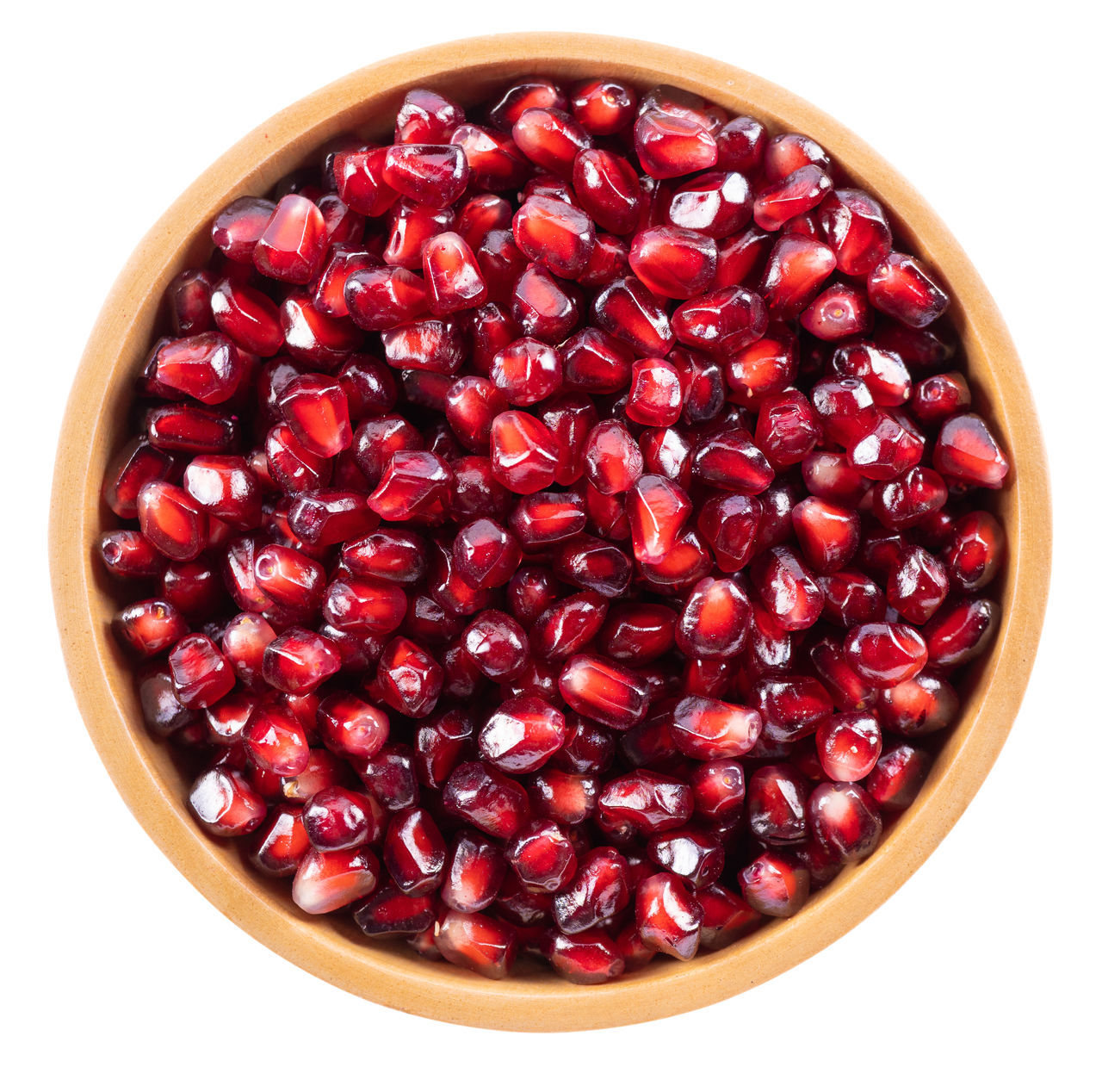 HIGH ANGLE VIEW OF RASPBERRIES IN BOWL