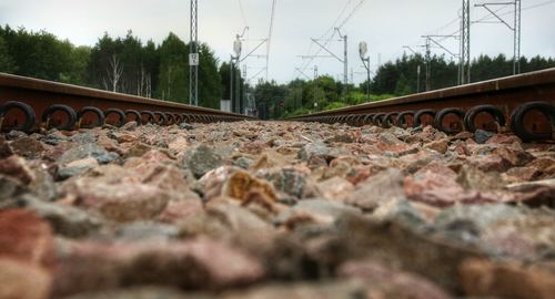 Surface level of railroad tracks