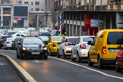 Traffic on road in city