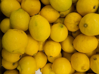 Full frame shot of oranges