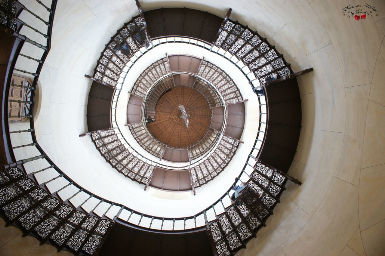 LOW ANGLE VIEW OF STAIRCASE