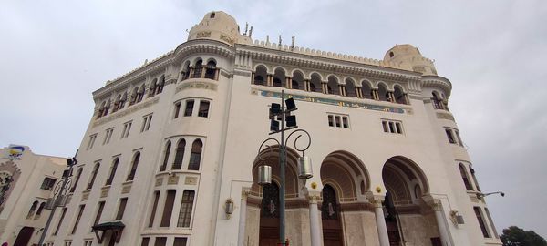 Low angle view of the historic grande post building against sky in algiers 