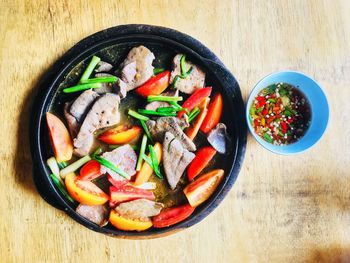 Directly above shot of salad in bowl on table