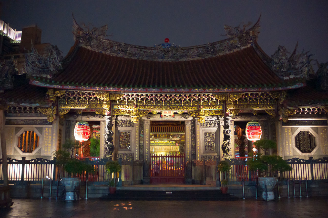 Dragon Gate Temple