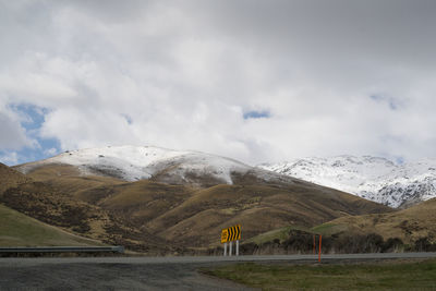 View of snow mountain in tasman lake, new zealand. 