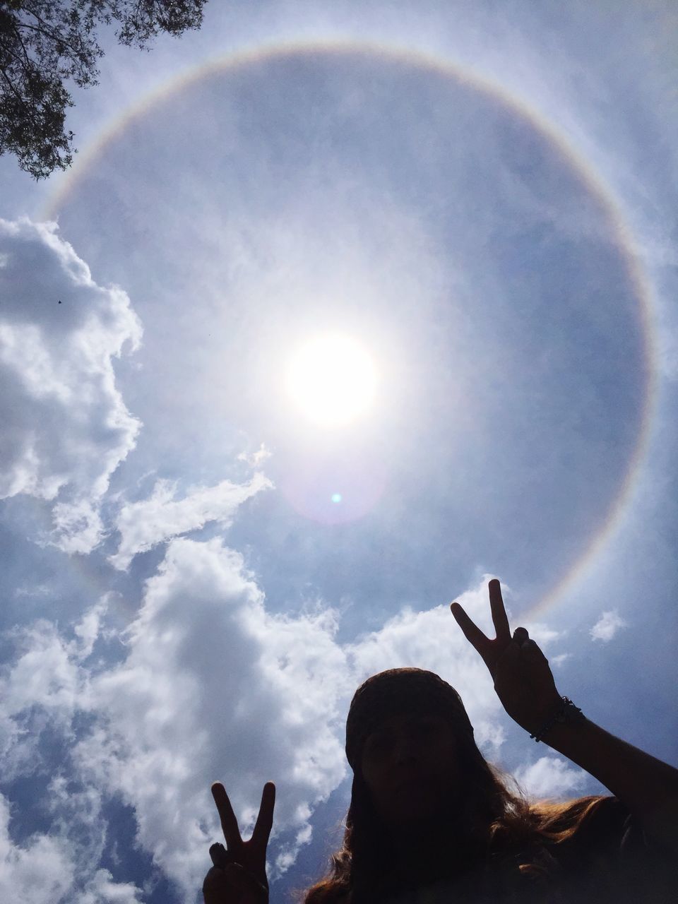 leisure activity, lifestyles, sky, cloud - sky, men, sun, unrecognizable person, sunlight, sunbeam, nature, tranquility, beauty in nature, silhouette, lens flare, standing, tranquil scene, adventure, water