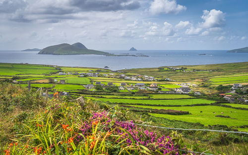 Dunquin village on the edge of atlantic ocean, dingle peninsula, wild atlantic way, kerry, ireland