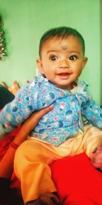 Portrait of cute girl smiling