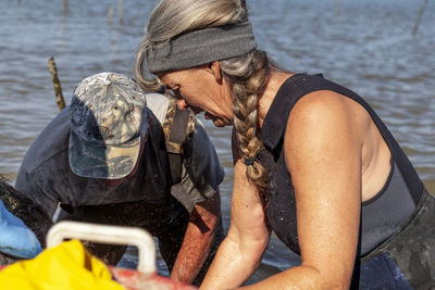 Clamming in bull's bay with julie mcclellan, erwin ashley and george couch.