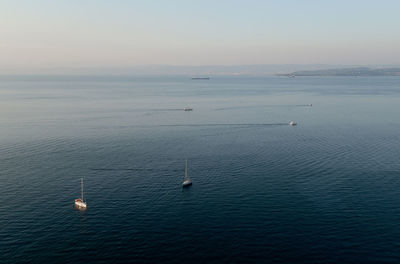 Idyllic shot of sea against sky