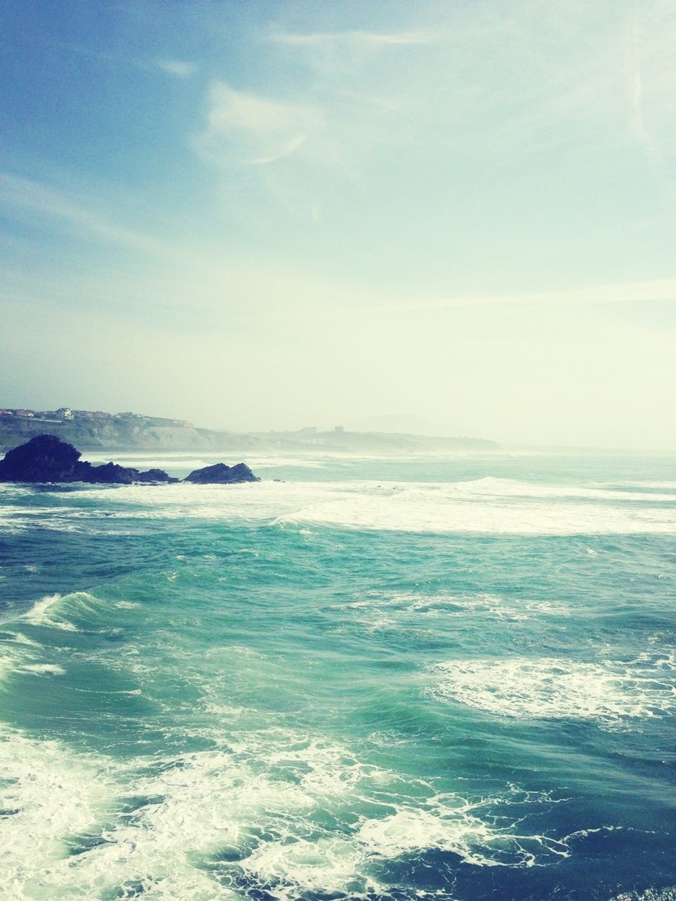 sea, water, horizon over water, scenics, beauty in nature, sky, tranquil scene, wave, tranquility, beach, nature, surf, blue, idyllic, shore, seascape, cloud - sky, day, outdoors, remote