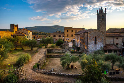 Panoramic view of old historic building against sky