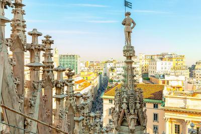 Statue of buildings in city