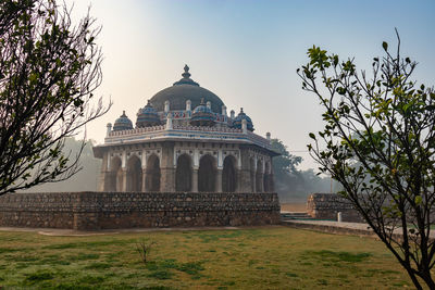 Nila gumbad of humayun tomb exterior view at misty morning from unique perspective