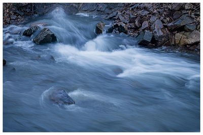 Waves splashing in sea