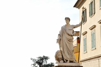 Low angle view of statue against clear sky