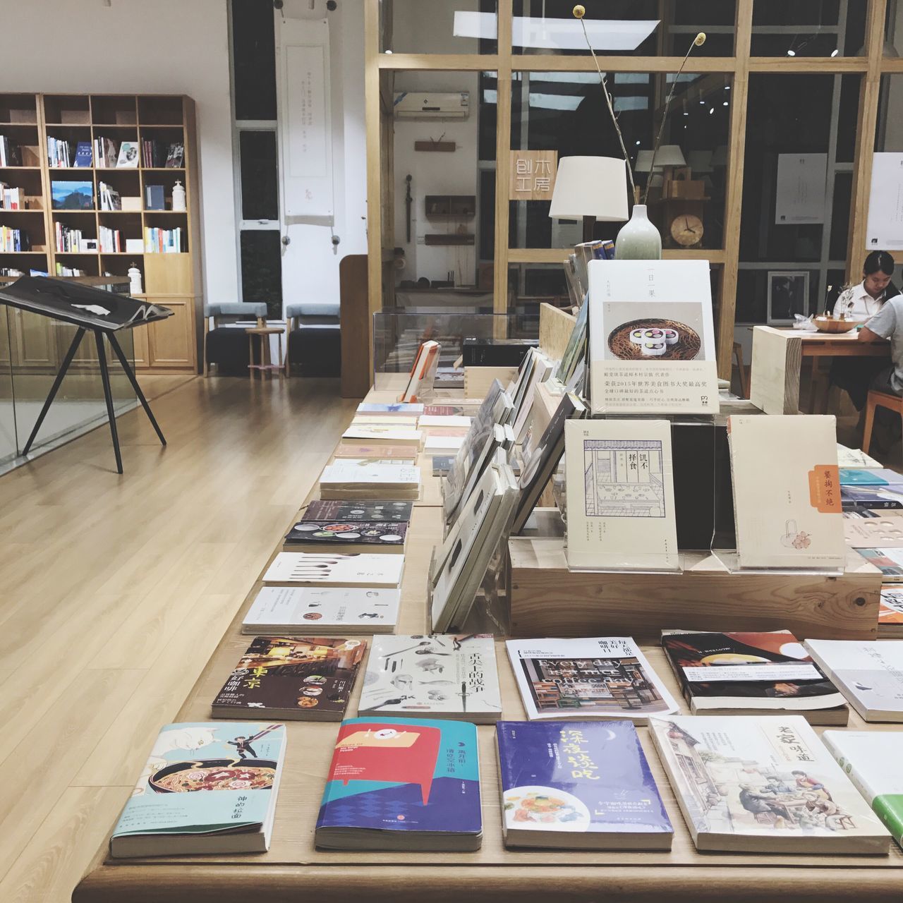 indoors, no people, day, bookshelf