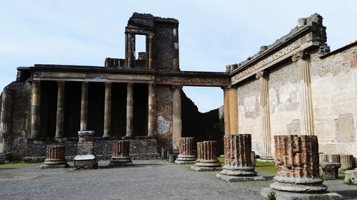 Public building in pompeii