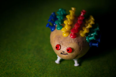 Office pig monster potato with push pins