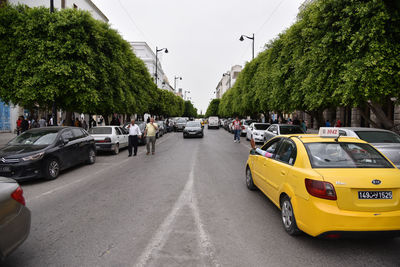 Traffic on road in city