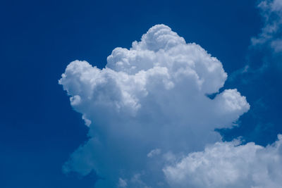 Low angle view of clouds in sky