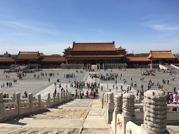 Crowd outside the palace museum