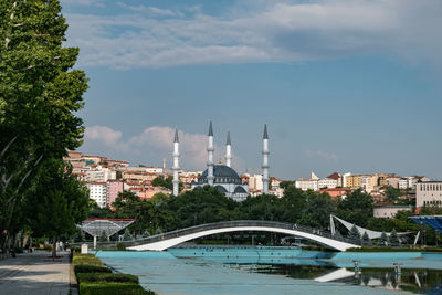 Pool, bridge and mosque in the national park in ankara