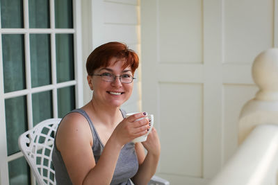 Portrait of a smiling young woman