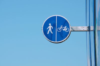 Bicycle traffic signal in the street