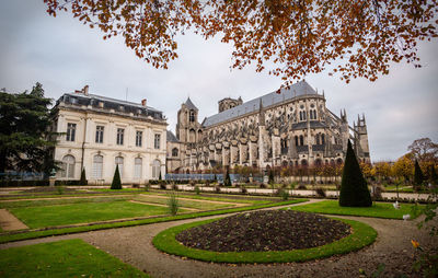 Gardens and bourges cathedral in autumn, centre, france