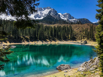 Lago di carezza domolmites