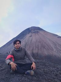 Relaxing on the mountain lokon