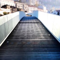 Surface level of walkway