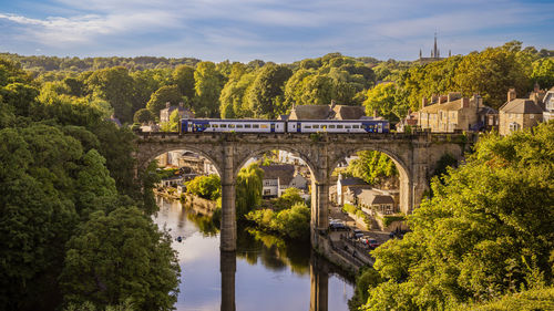 Knaresborough is a market town located in north yorkshire