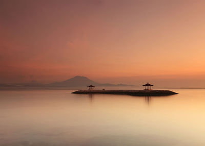 Sunrise at sanur beach, bali, indonesia 