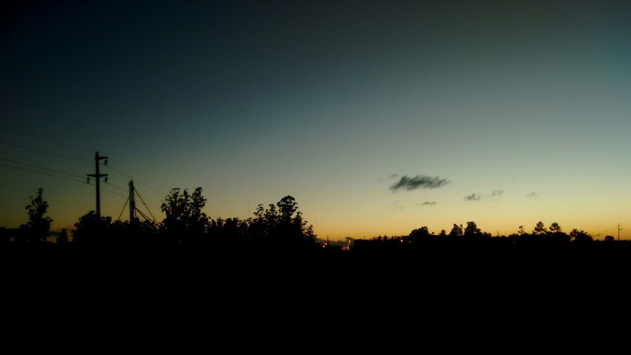 silhouette, sunset, tree, no people, nature, tranquil scene, sky, tranquility, beauty in nature, scenics, outdoors, day