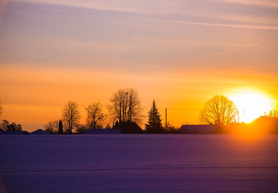 A beautiful rising sun in the winter.