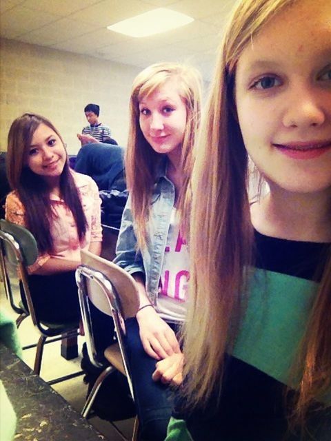 Was in class with this hoes ❤